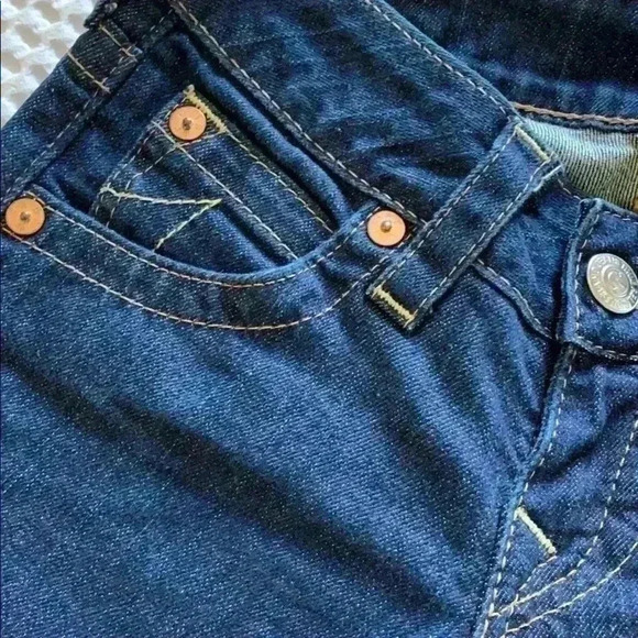 True religion - Picture 2 of 4